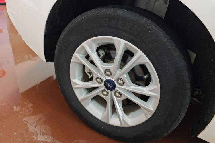 Used Ford Escort 2021 1.5L Automatic Gold Edition
