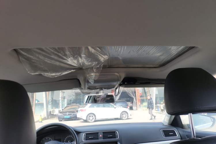 Used Volkswagen Sagitar 2014 Revised Version 1.6L Automatic Comfort Edition