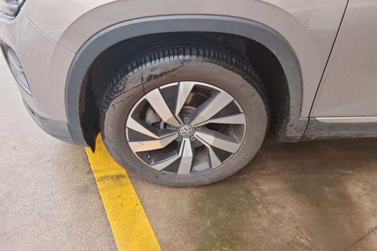 Used Volkswagen Tayron 2020 330TSI Two-Wheel Drive Luxury Smart Connectivity Version
