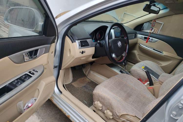 Used Buick Excelle 2013 1.5L Automatic Classic Model
