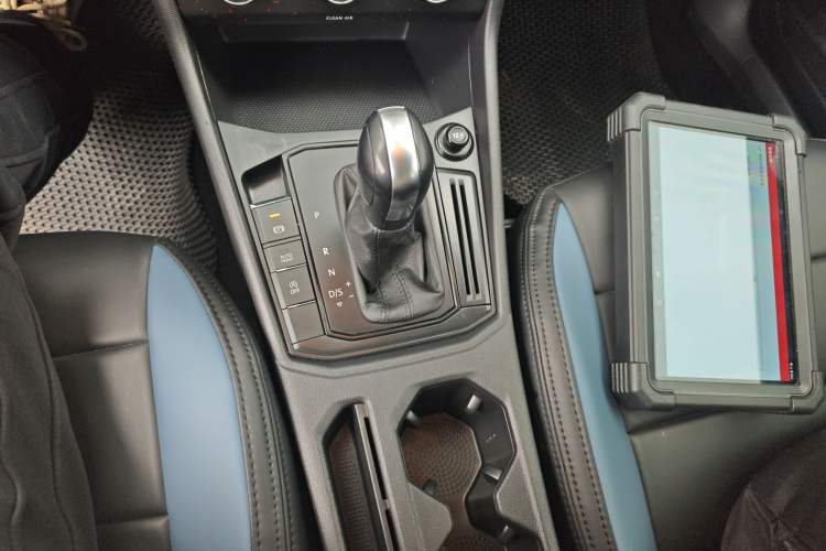 Used Volkswagen Lavida 2023 Revised 1.5L Automatic DeYi Edition