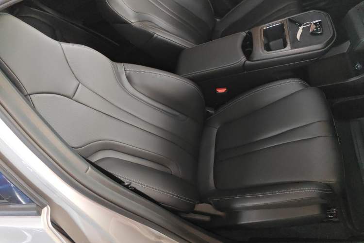 Used Dongfeng Aeolus L7 New Energy 2024 205 Air