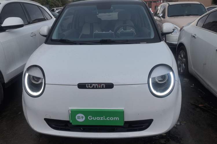 Used CHANGAN NEVO Lumin 2022 210km Sweet Edition Front