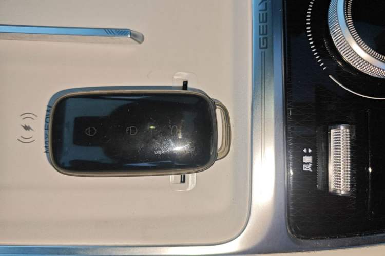 Used Geely Galaxy Xingjian 7 EM-i 2025 120km Flagship Edition
