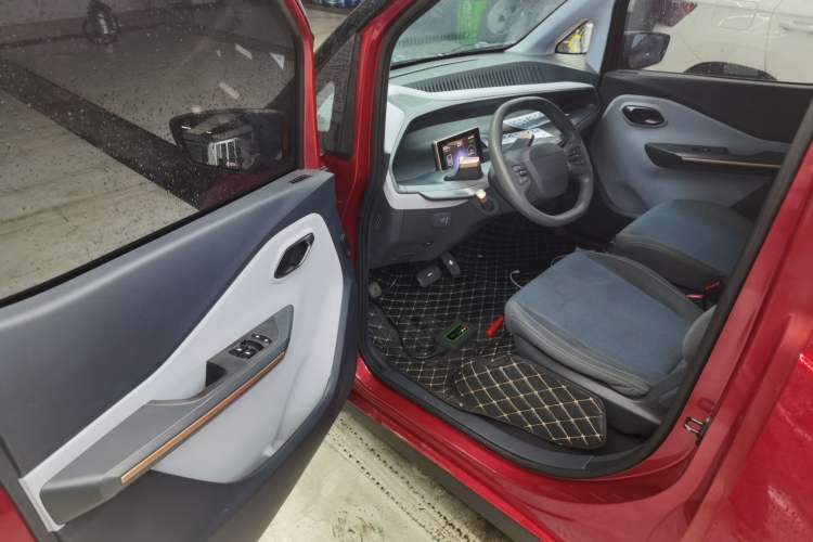 Used Baojun E200 2019 250KM Smart Drive Edition Driver Seat