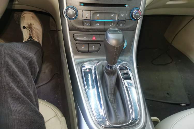 Used Chevrolet Malibu 2014 2.0L Automatic Luxury Edition