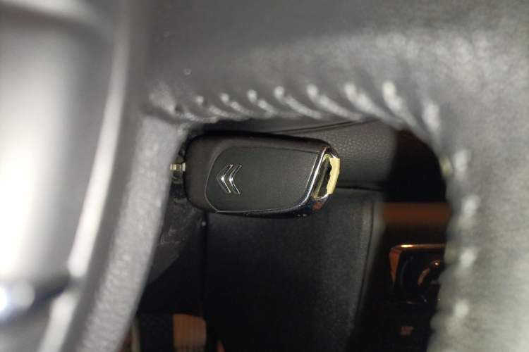 Used Citroen C5 2013 2.3L Automatic Zunyu Model