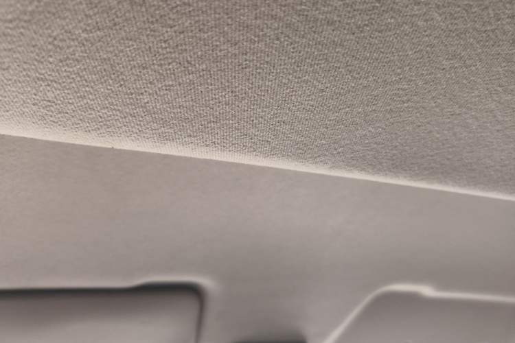 Used Dongfeng Fengon 380 2022 1.5L Comfort-Class Passenger Vehicle (Spiral Spring) – 7 Seats Headliner