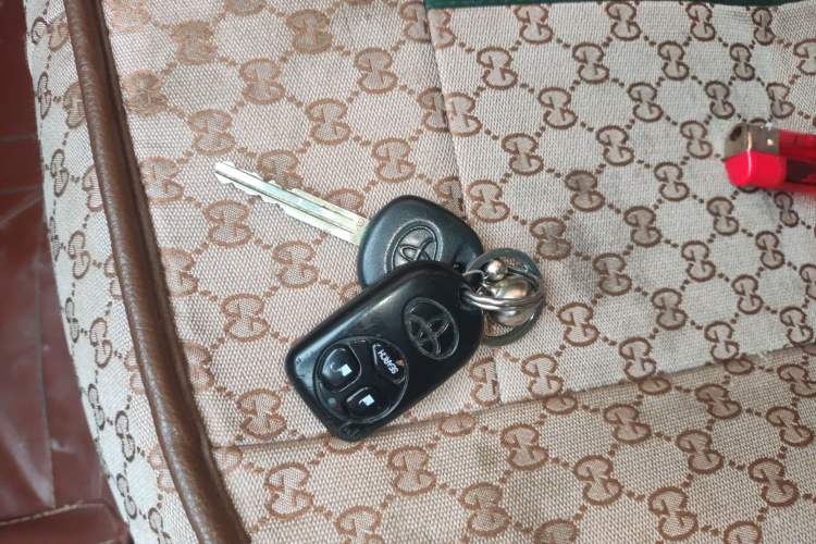 Used Toyota Corolla EX 2013 1.6L Automatic Luxury Edition