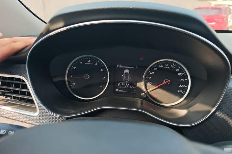 Used Baojun 730 2019 1.5T CVT Fashion Model 7 Seats China VI Emission Standard
