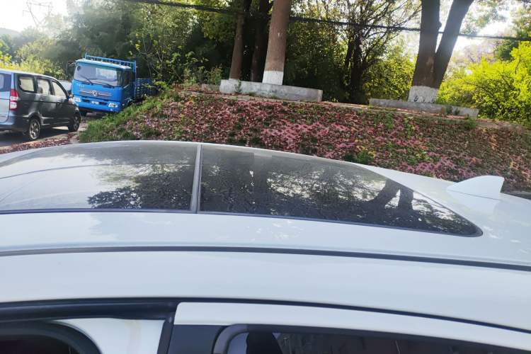 Used Honda Vezel 2020 1.5L CVT Pioneer Edition
