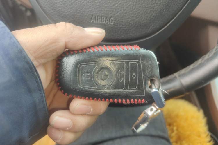 Used BMW 5 Series 2014 520Li Elegant Model
