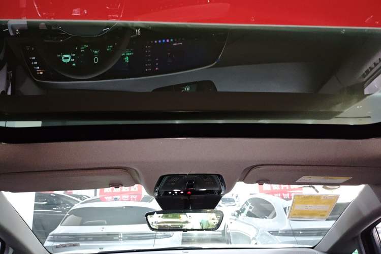 Used Cadillac OPTIQ 2024 Standard Range Version