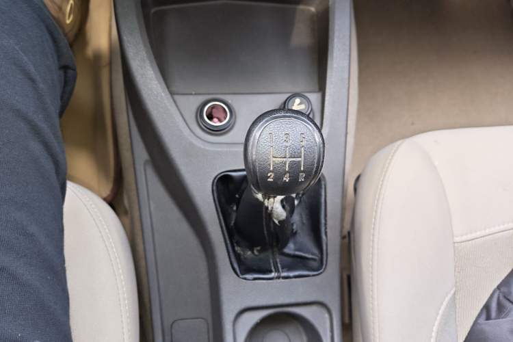 Used Wuling Hongguang 2014 1.5L S Standard Version
