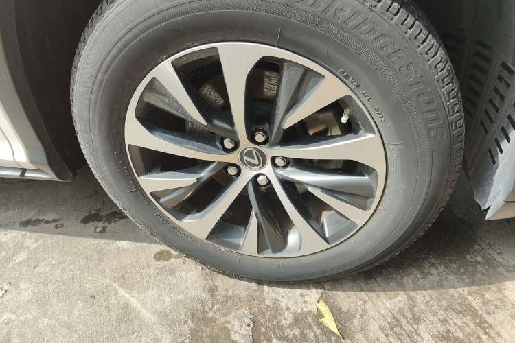 Used Lexus RX 2020 Revised Version 300 Two-Wheel Drive Comfort Edition
