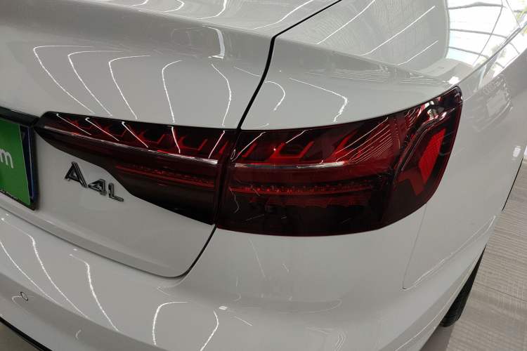 Used Audi A4L 2025 2 Million Units Enjoyment Version 40 TFSI Luxury Dynamic Edition Exterior 3