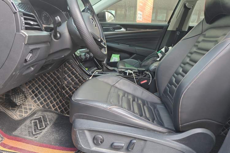 Used Volkswagen Passat 2019 330TSI Elite Edition China VI