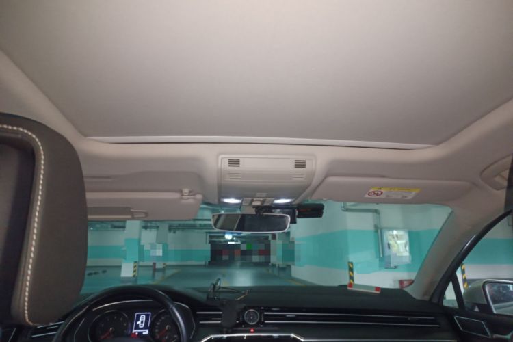 Used Volkswagen Magotan 2020 330TSI DSG Leading Model Headliner