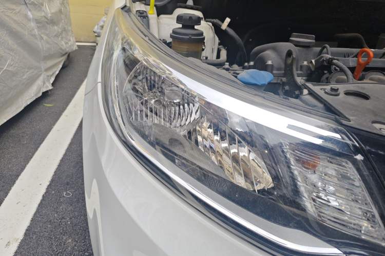 Used Kia K2 2015 Sedan 1.4L MT GLS
