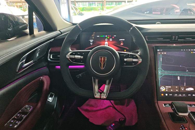 Used Hongqi H5 2025 Model 2.0T Automatic Xuan Ying 2 Million Units Commemorative Edition Steering Wheel