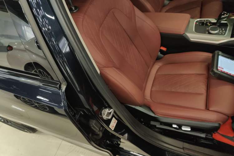 Used BMW 3 Series 2022 Revised 325i M Sport Night Edition Package
