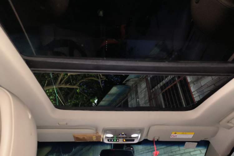 Used Cadillac XTS 2014 28T Comfort Version