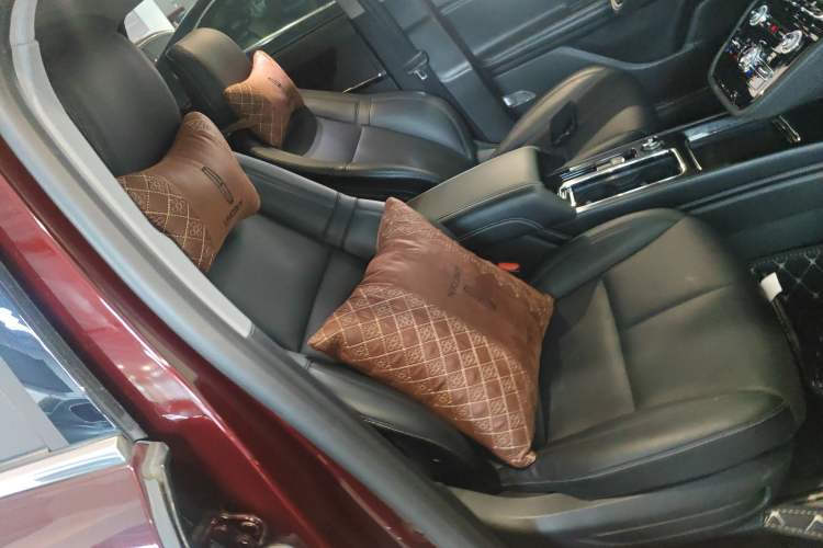 Used Lincoln Corsair 2022 2.0T Two-Wheel Drive Deluxe Edition Right Front Seat