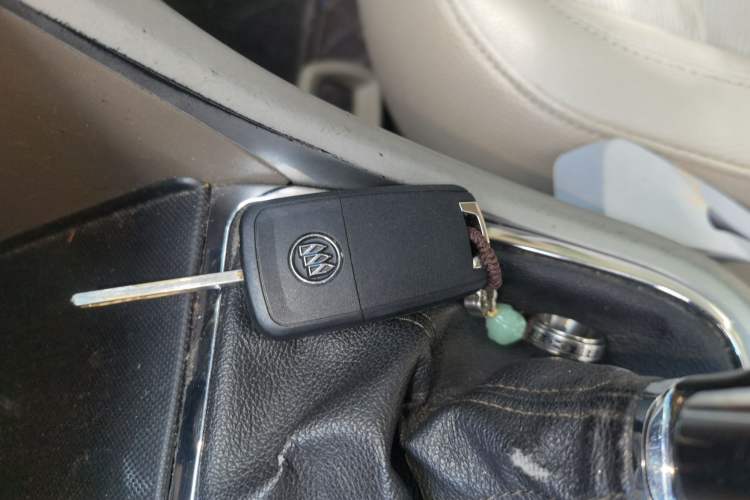 Used Buick GT 2013 GT 1.6L Manual Entry-Level Model