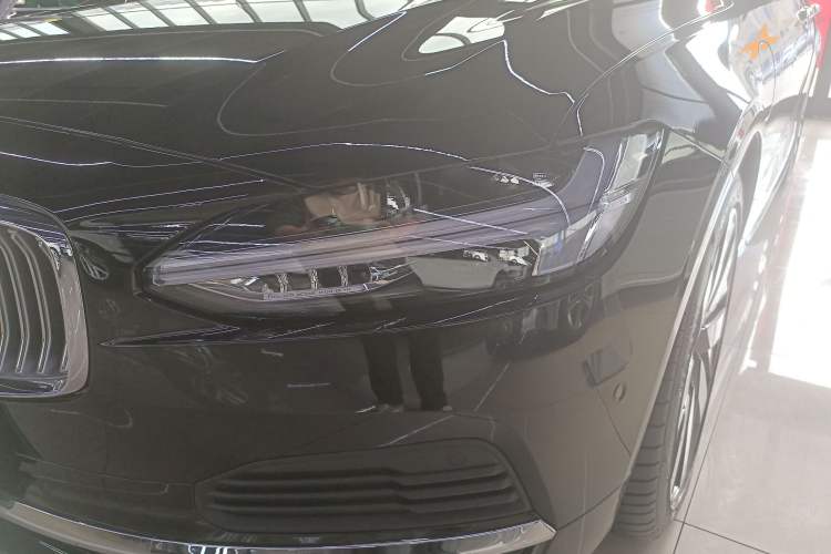 Used Volvo S90 New Energy 2024 Plug-in Hybrid Four-Wheel Drive Long-Range Luxury Smart Edition Left Front Headlight