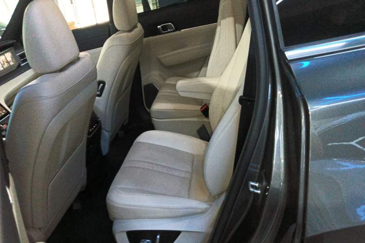 Used Li Auto ONE 2020 Extended-Range 6-Seater Version Left Rear Seat