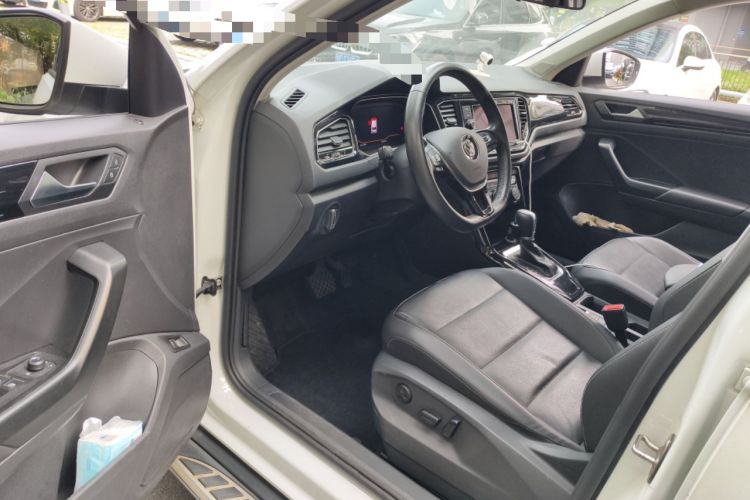 Used Volkswagen T-ROC 2019 280TSI DSG Two-Wheel Drive Comfort Version China VI Standard
