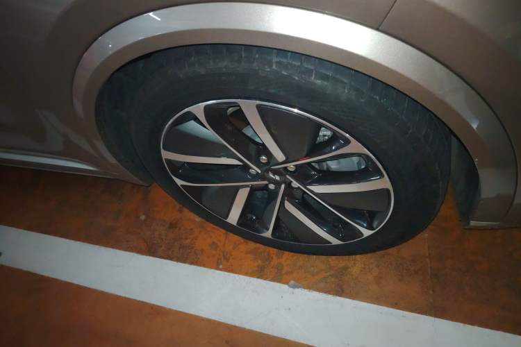 Used Li Auto L9 2022 Max model