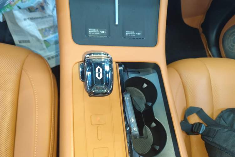 Used Hima AITO M7 2024 1.5T Four-Wheel Drive Plus Version 5 Seats Gear Lever