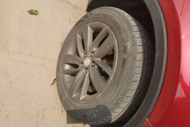 Used Buick Encore 2015 1.4T Automatic Two-Wheel Drive Urban Elite Version Exterior 7