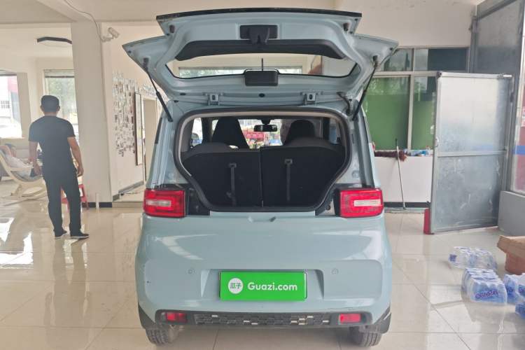 Used Wuling Hongguang MINIEV 2020 Zizai Version Lithium-NMC Trunk