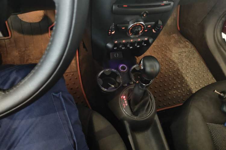 Used MINI MINI 2013 1.6L ONE Limited Edition First Version
