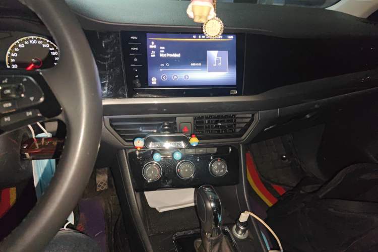 Used Volkswagen Bora 2021 1.5L Automatic Comfort Smart Connect Edition Audio And AC Panel