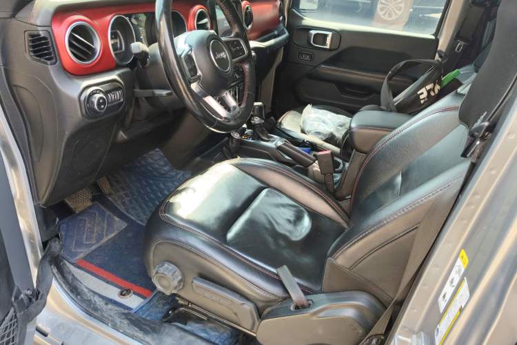 Used Jeep Wrangler 2019 2.0T Rubicon Four-Door Version China V Emission Standard
