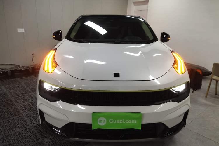 Used Lynk & Co 05 2020 2.0TD Two-Wheel Drive Shine Halo