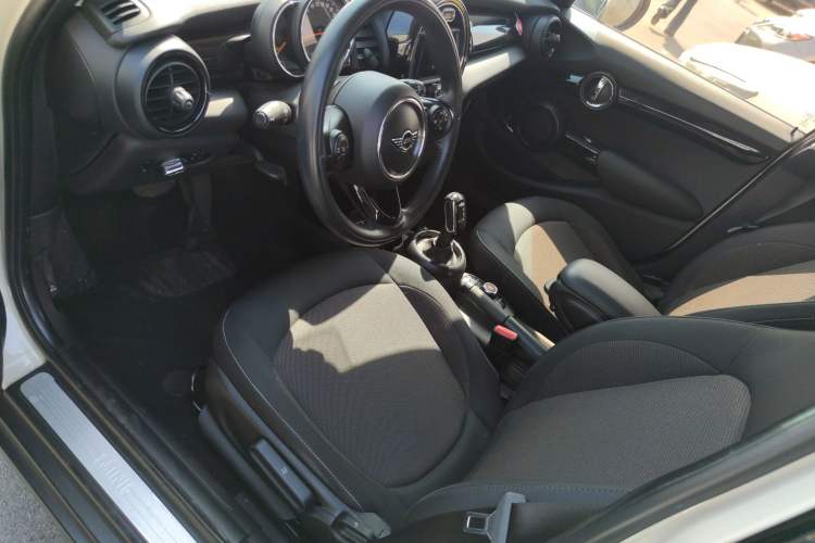 Used MINI MINI 2018 1.5T ONE PLUS Five-Door Edition
