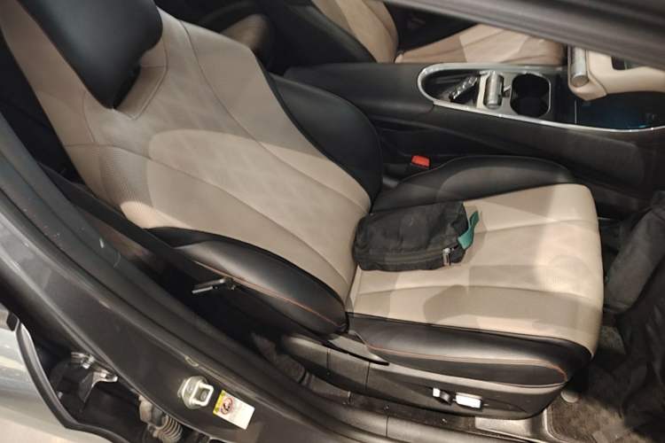 Used BYD Dolphin 2023 420 km Fashion Edition
