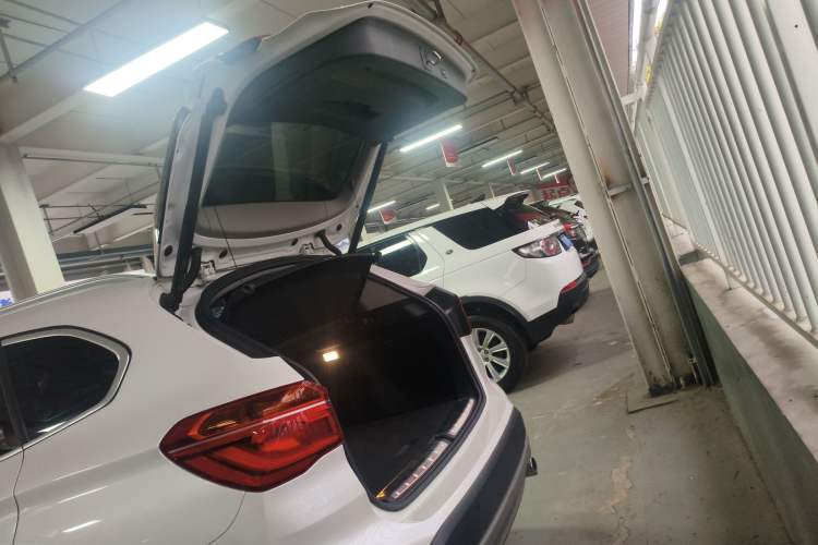 Used BMW X1 2019 sDrive20Li Leading Model