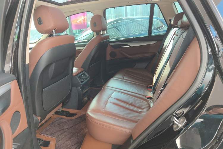 Used BMW X5 2016 xDrive35i parallel import
