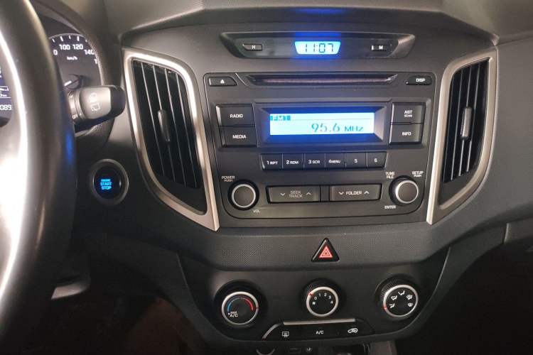 Used Hyundai ix25 2015 1.6L Automatic Two-Wheel Drive Smart GLS Trim
