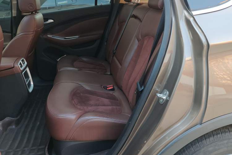 Used Buick Envision 2017 20T Two-Wheel Drive Leading Version