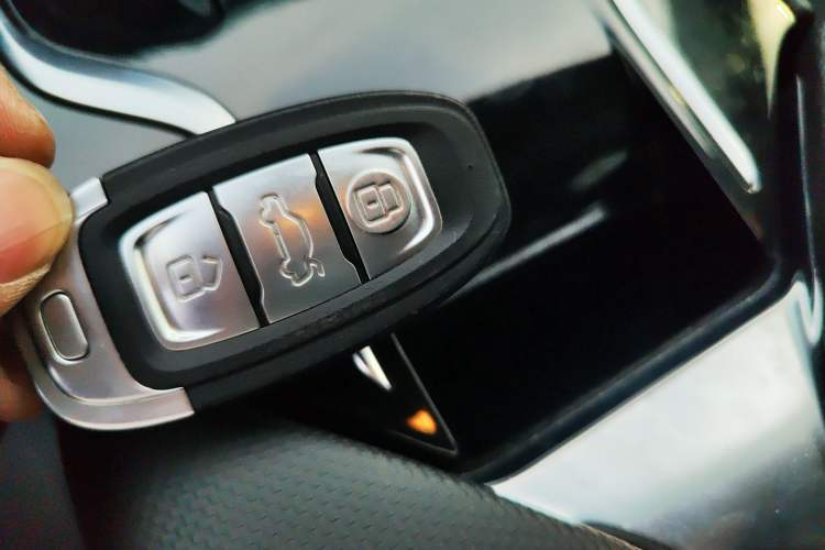 Used Hongqi E-QM5 2023 560km PLUS
