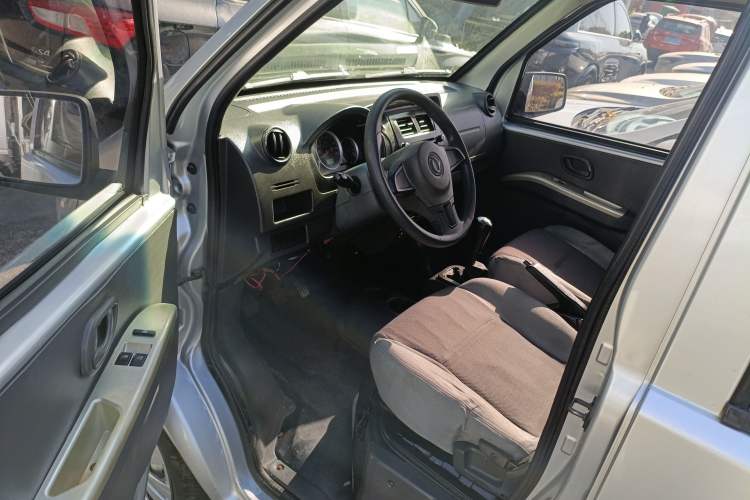 Used Dongfeng Xiaokang K07S 2016 1.2L Standard Edition DK12-10
