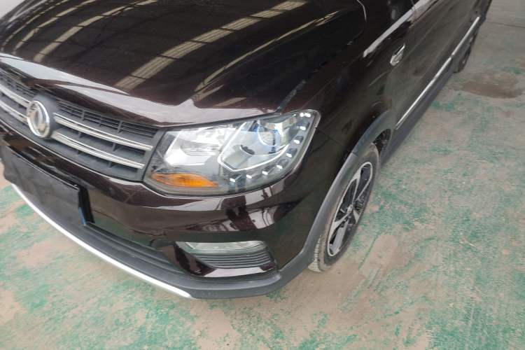 Used Dongfeng Fengon 370 2020 S370 1.5L CVT Luxury Model 5 Seats