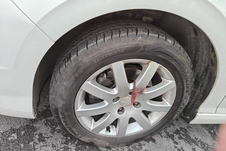 Used Peugeot 308 2014 Enjoy Edition Classic 1.6L Manual YouShang Model
