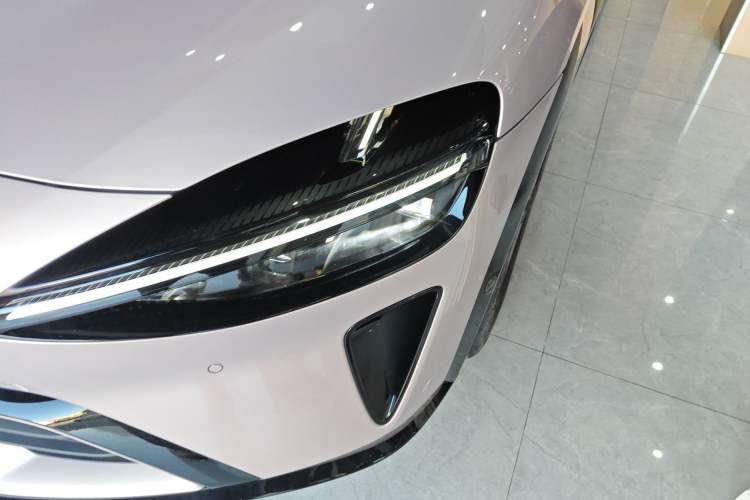 Used Xiaomi Auto YU7 2025 Ultra-Long Range All-Wheel Drive Pro Version